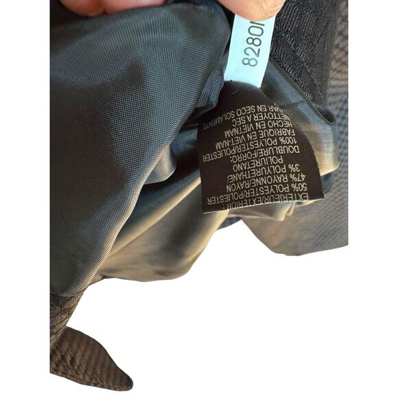 Tahari Arthur S. Levine Women’s Blazer Jacket 16 Black Geometric Button Front - Picture 5 of 8